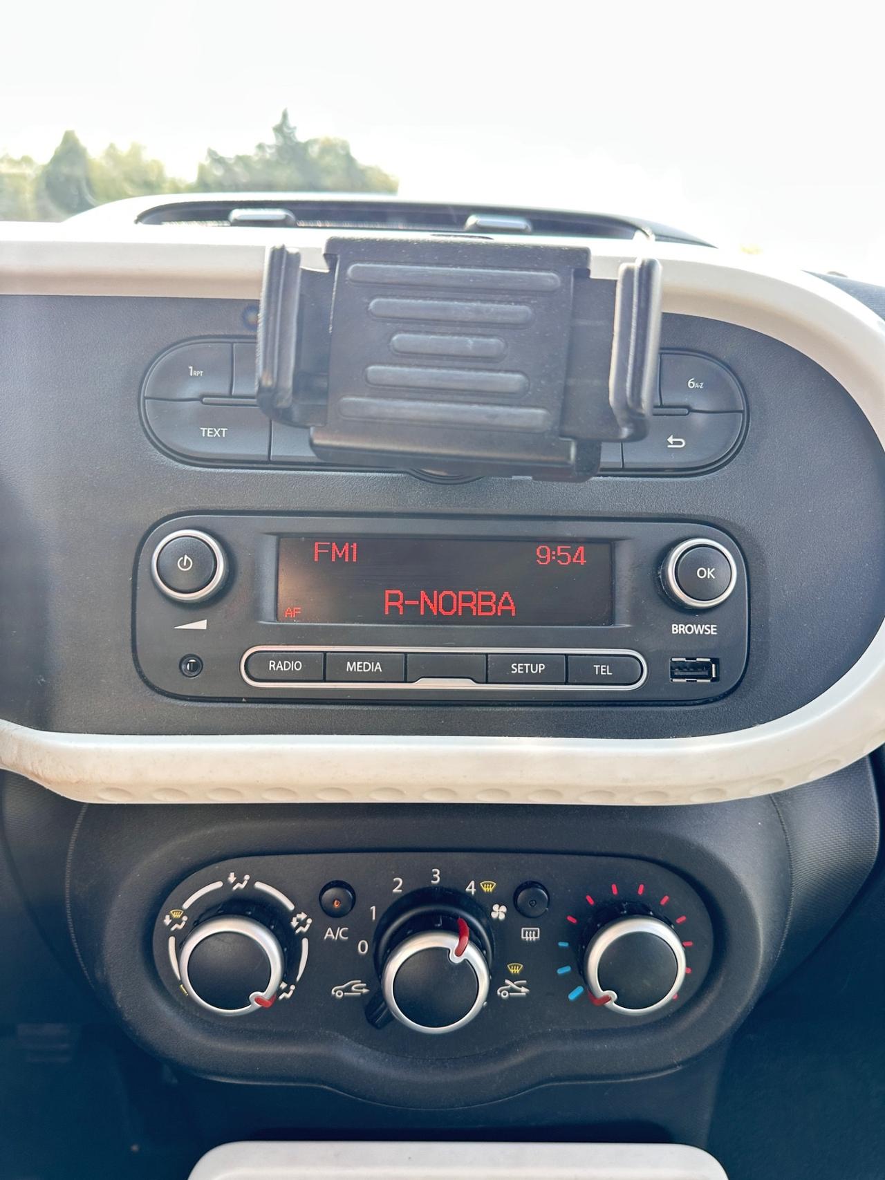 Renault Twingo 1.0 SCe Live-2015