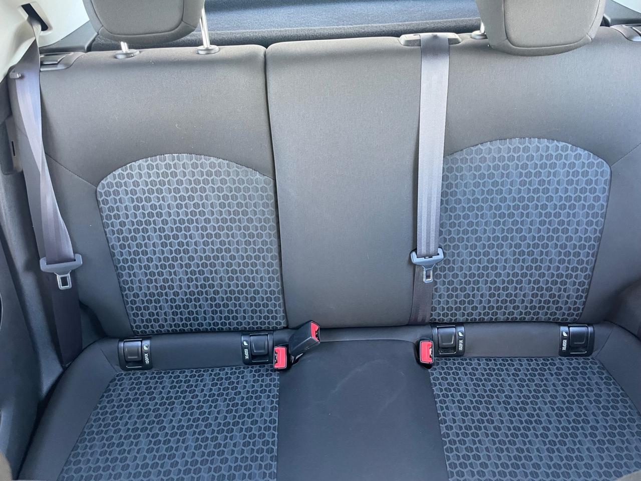 Opel Corsa 1.4 Benzina / GPL - Neopatentati