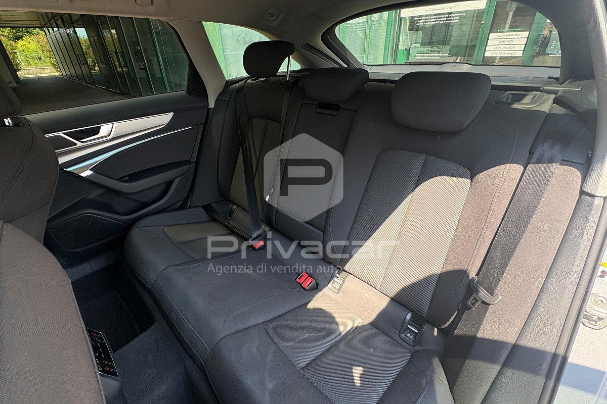 AUDI A6 Avant 40 2.0 TDI S tronic Business