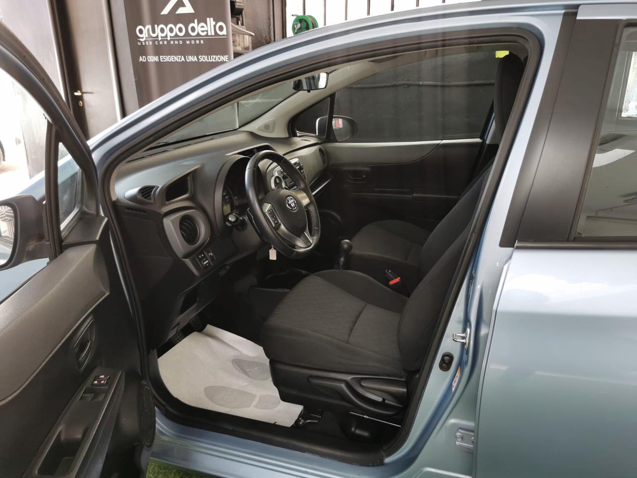 Toyota Yaris 1.0 5 porte Trend GANCIO TRAINO GARANZIA 12 MESI