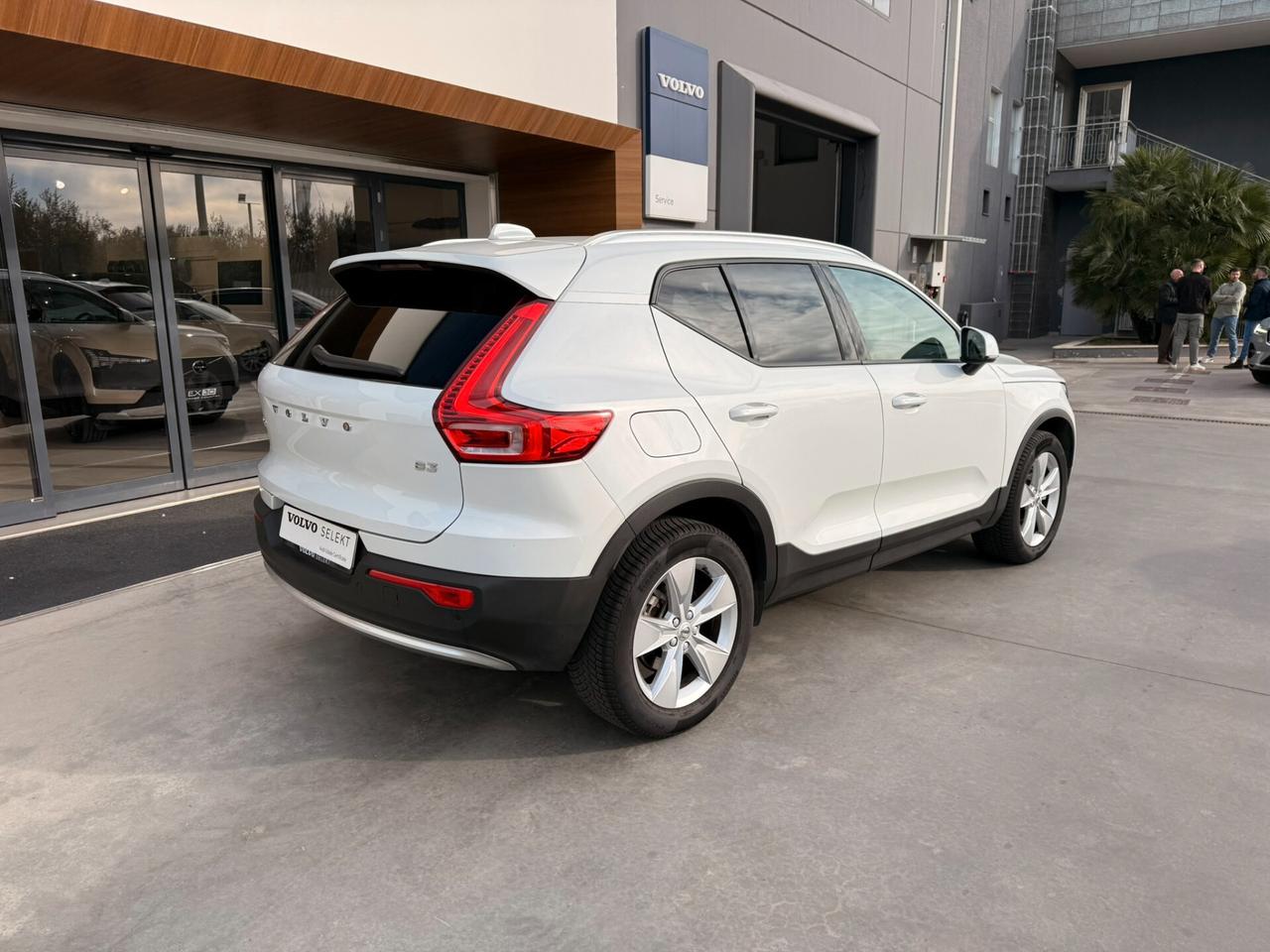 Volvo XC40 B3 automatico Core