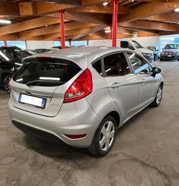 Ford Fiesta 1.4 TDCi 90cv Neopatentati