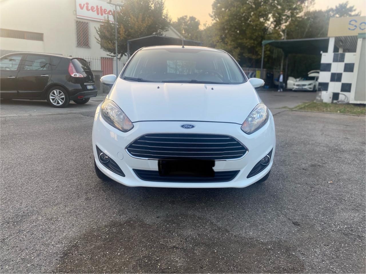 Ford Fiesta 1.5 TDCi 75CV 5 porte