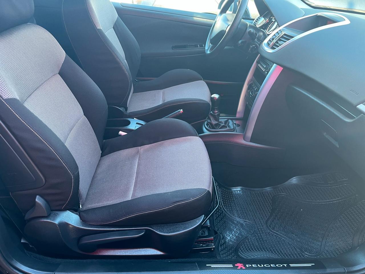 Peugeot 207 1.6 Hdi 110 cv Cabrio Coupé