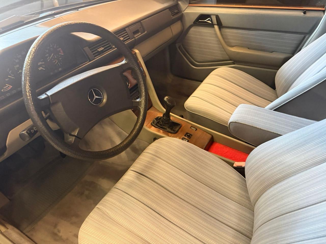 Mercedes-benz E 200 (124) Manuale / ASI Tetto Apribile