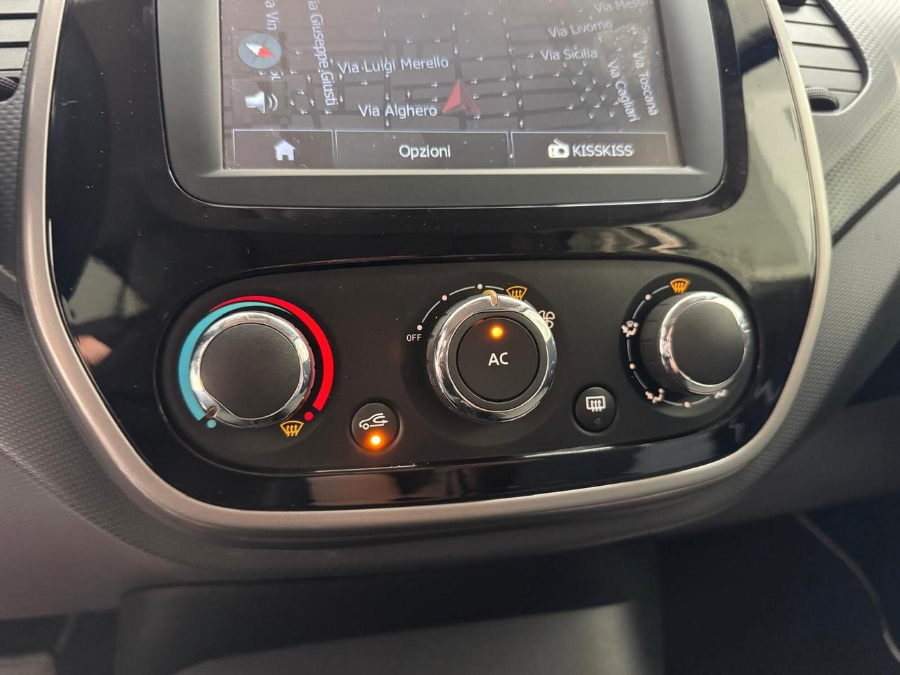Renault Captur /1.5 dCi 90 CV / Diesel /