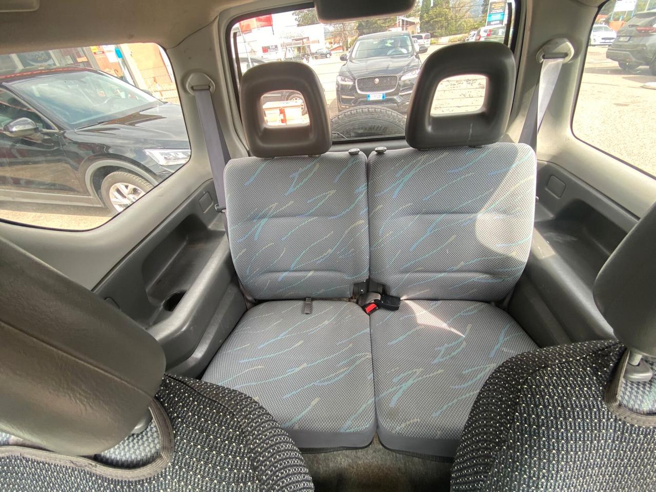 Suzuki Jimny 1.3i 16V 4x4