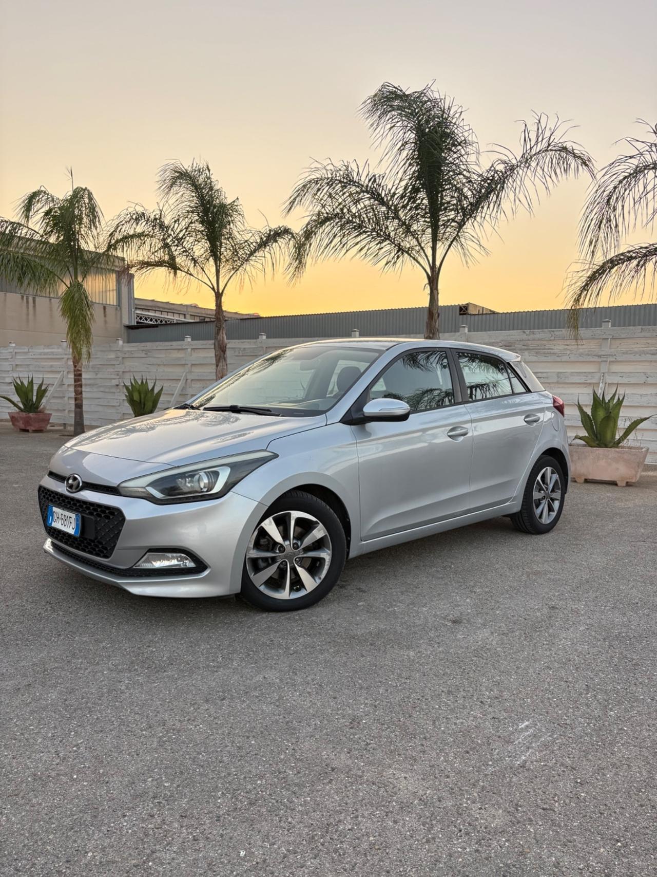 Hyundai i20 1.1 diesel 5 porte in pronta consegna