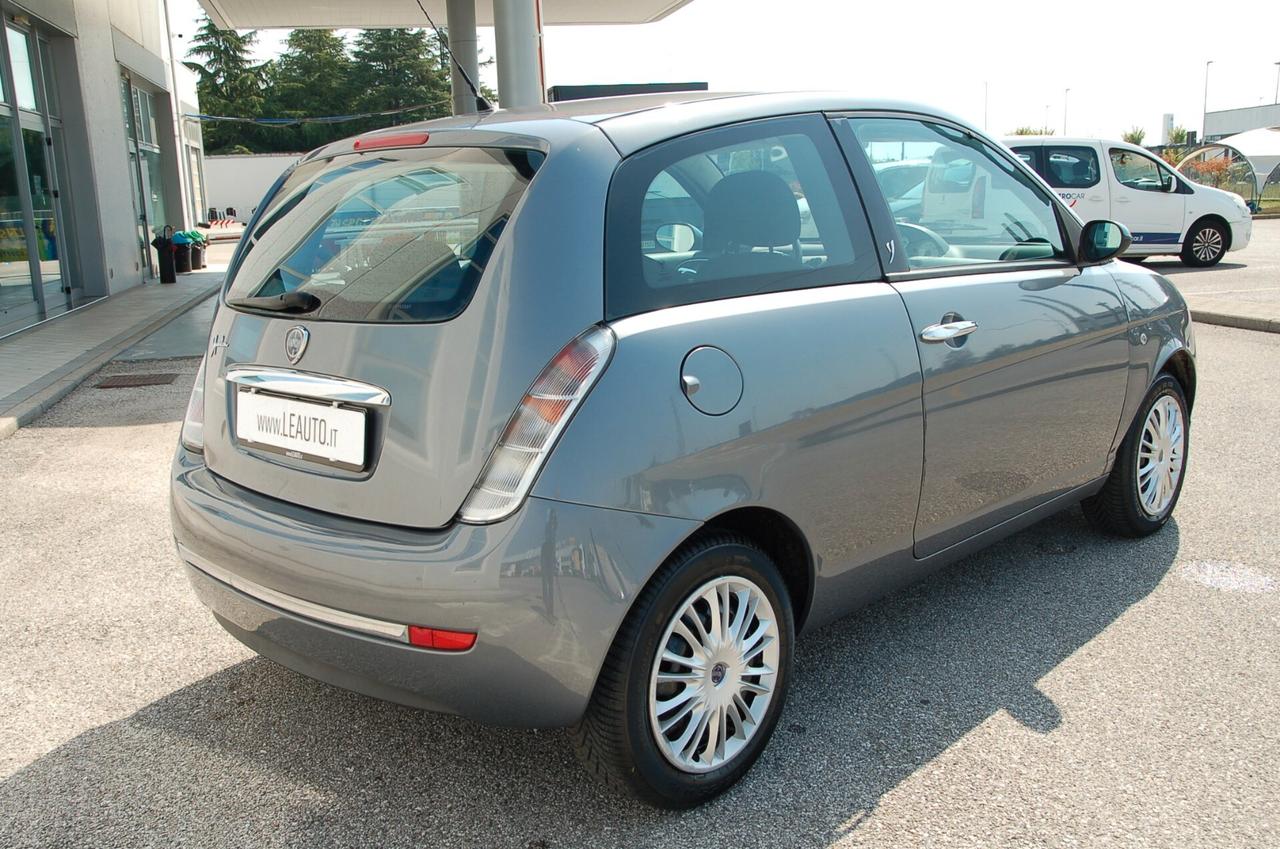 Lancia Ypsilon 1.2 Oro