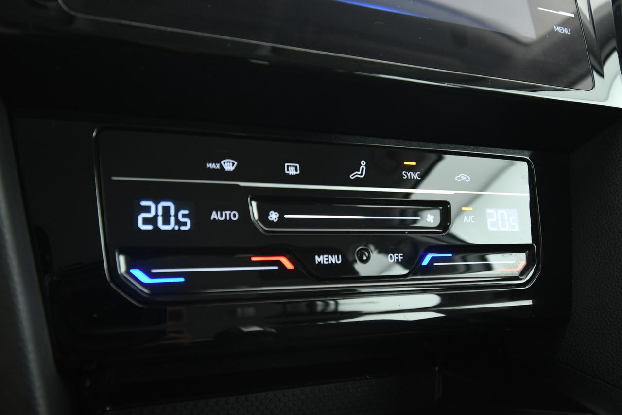 VOLKSWAGEN Passat Variant 2.0 tdi Business 122cv dsg NEOPATENTATI+ACC+CAMERA