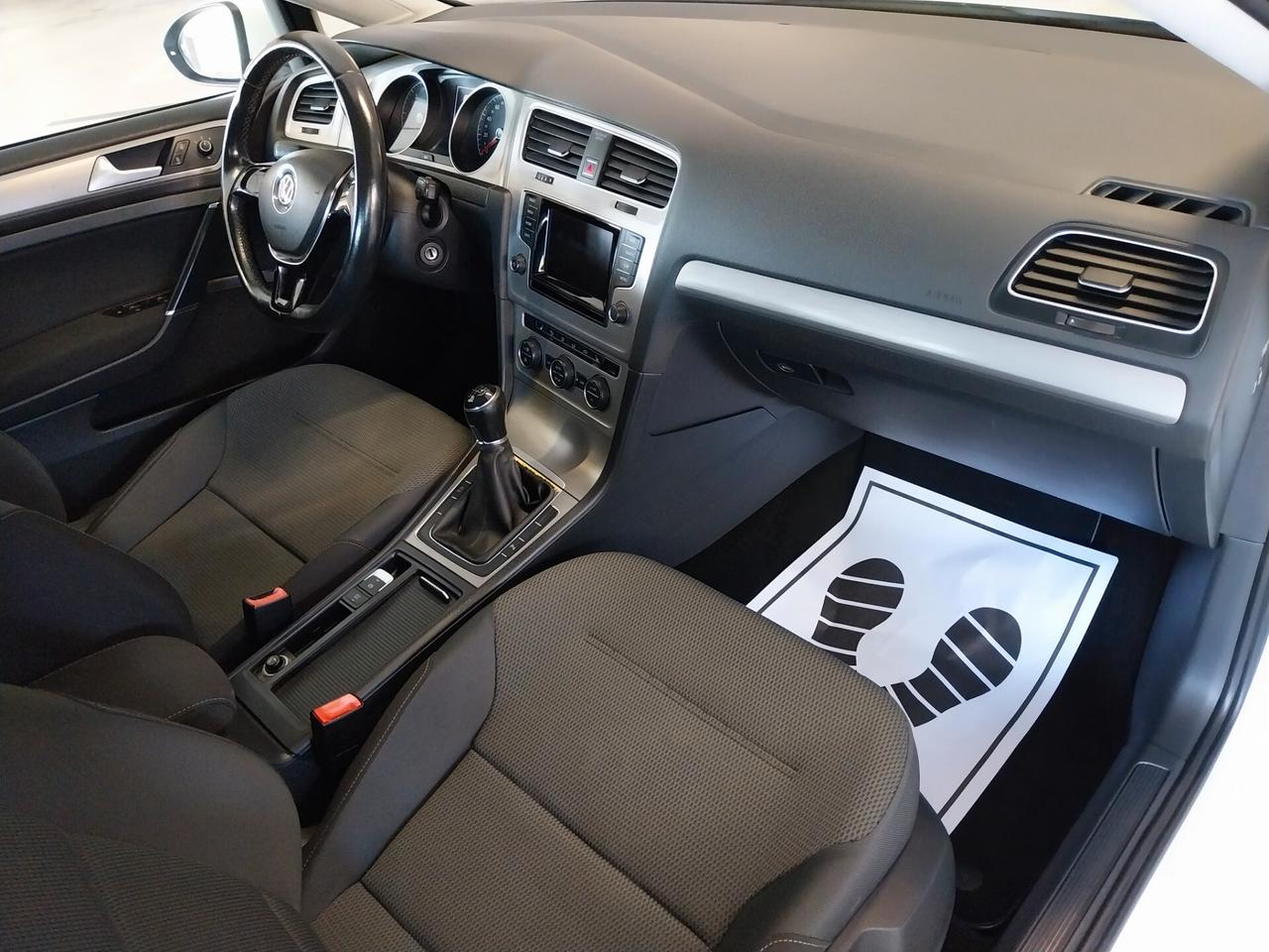 Volkswagen Golf 1.6 TDI 5p. Highline BlueMotion Technology - ok neopatentati