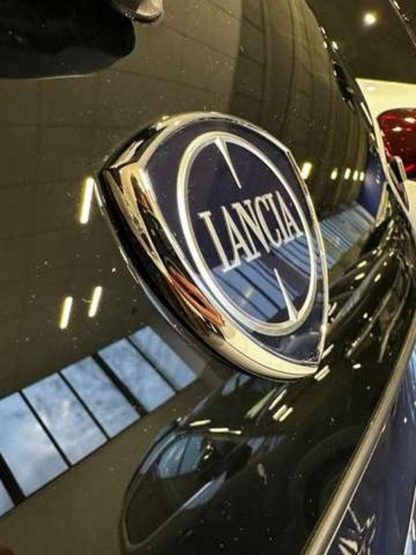 Lancia Ypsilon 1.0 firefly hybrid Oro 70CV KM0 PRONTA CONSEGNA