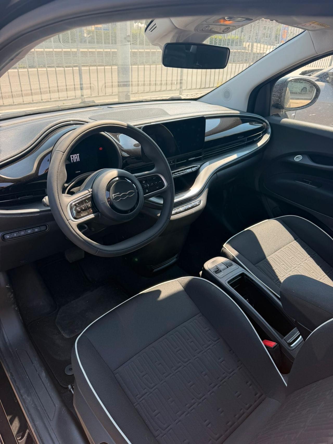 Fiat 500 500e Berlina 23,8 kWh Entry+Pack Tech