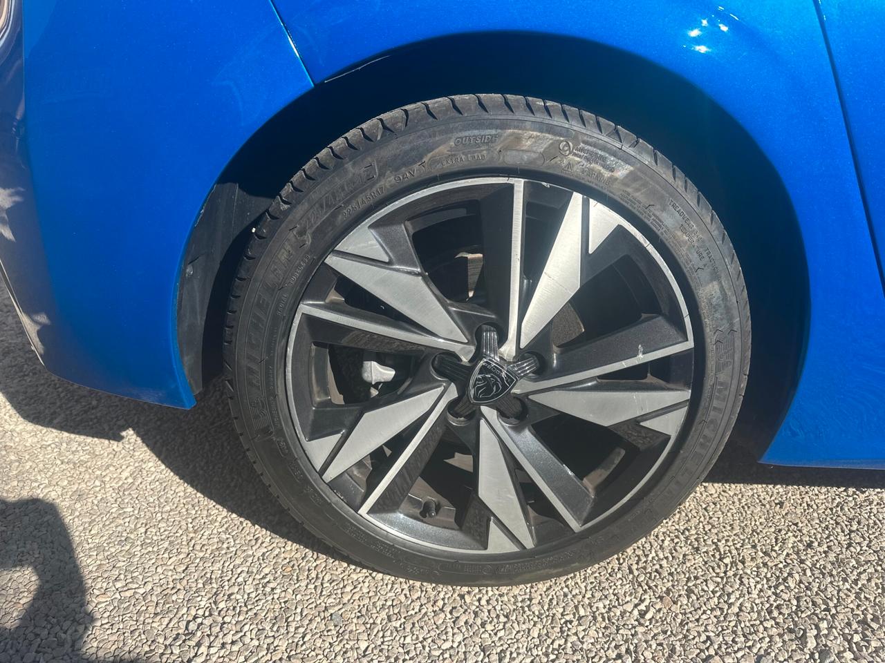 Peugeot 308 2023 1.5 DIESEL 130CV