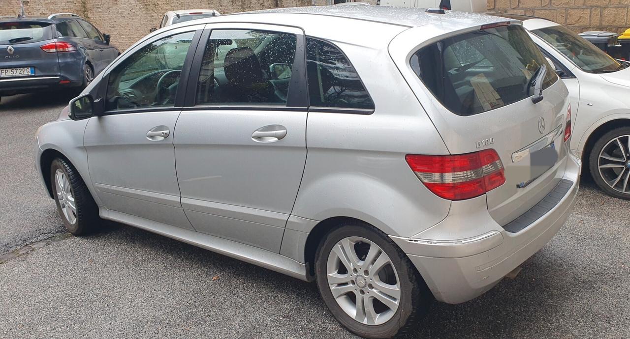 Mercedes-benz B 180 B 180 BlueEFFICIENCY Premium