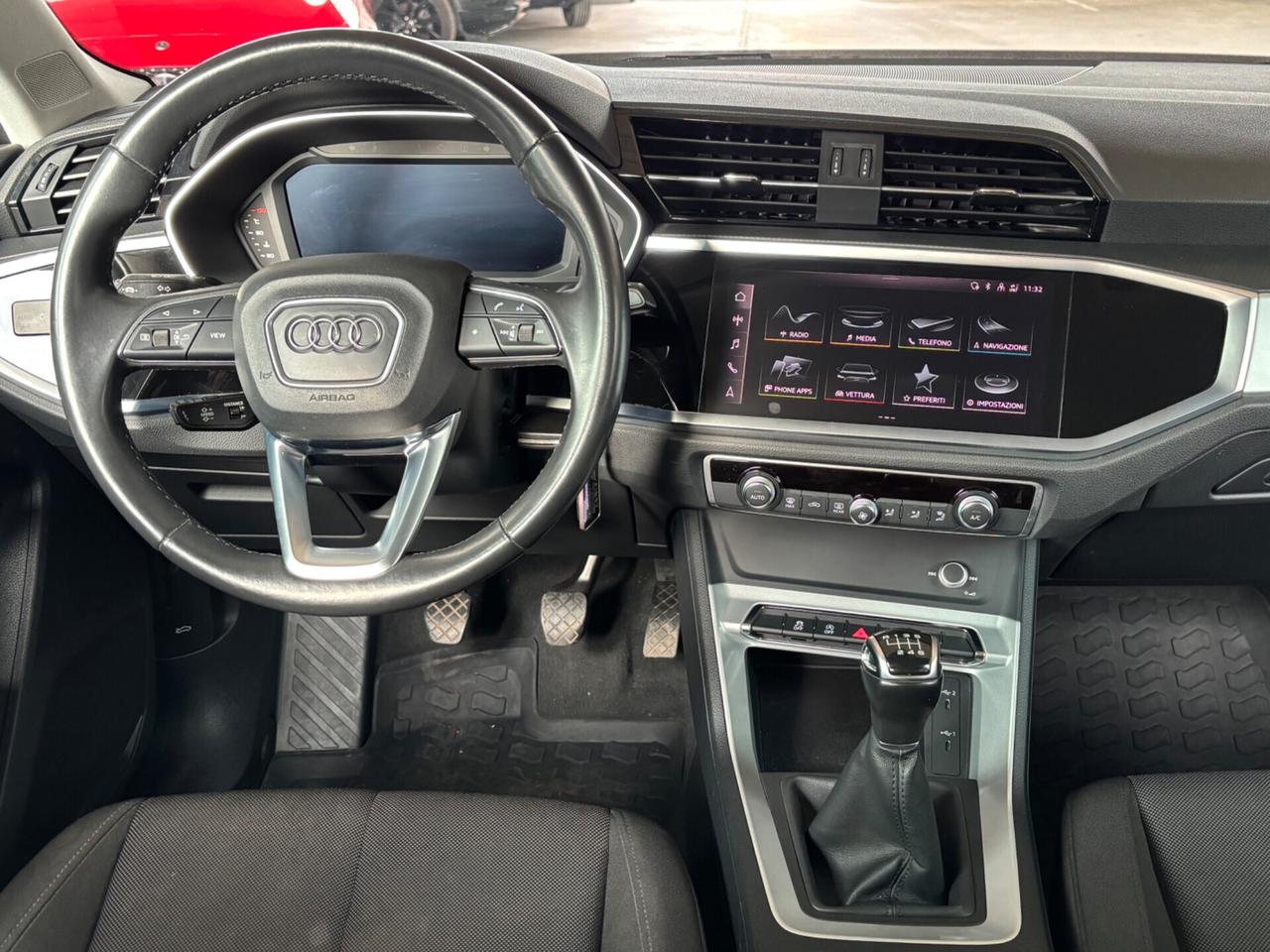 Audi Q3 35 TDI S line edition