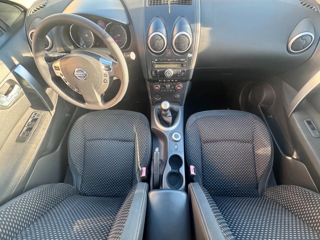 Nissan Qashqai 2.0 dCi DPF 4WD Lounge