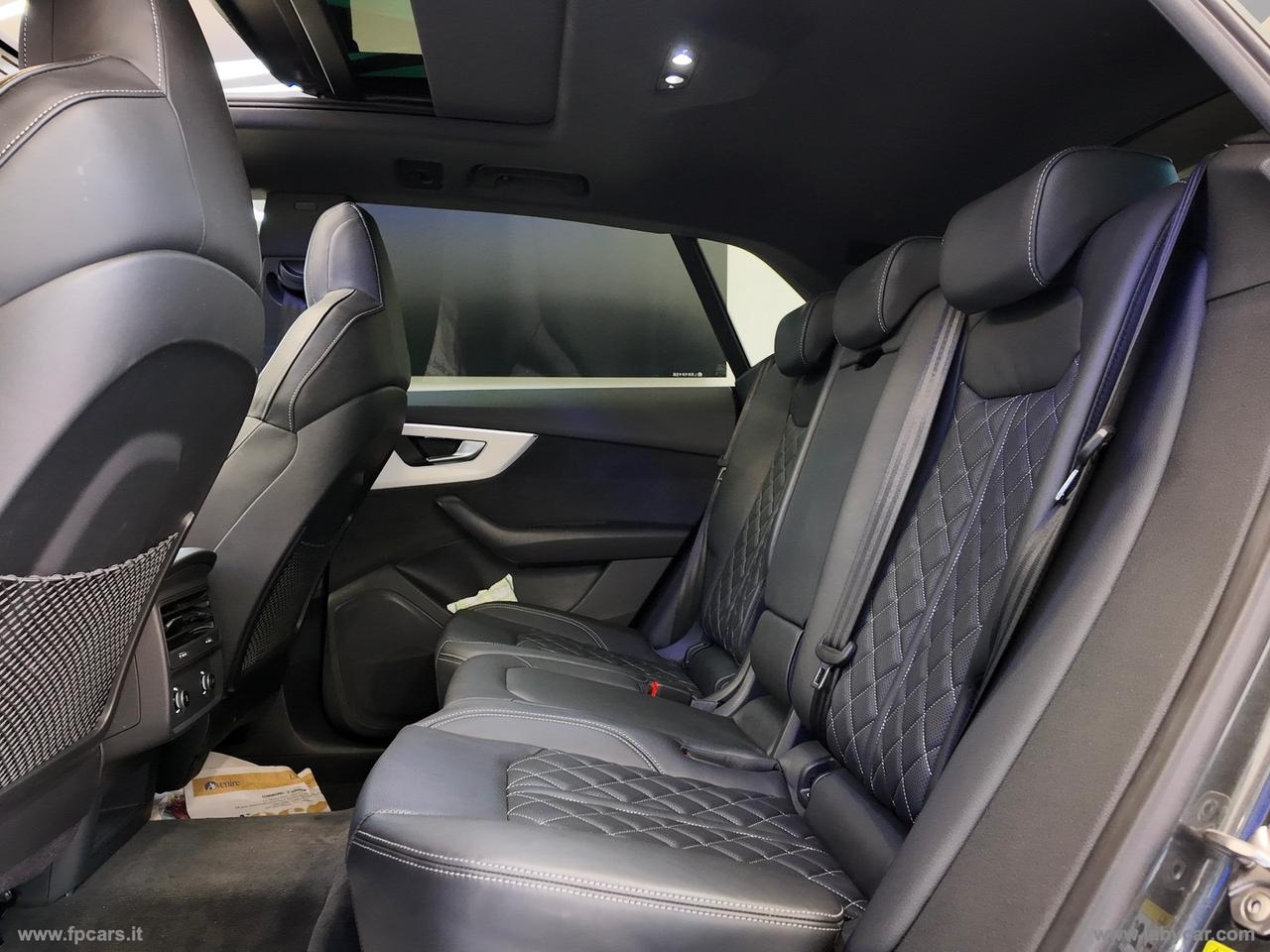 AUDI Q8 50 TDI 286 CV quattro tiptronic S LINE TETTO APRIBILE