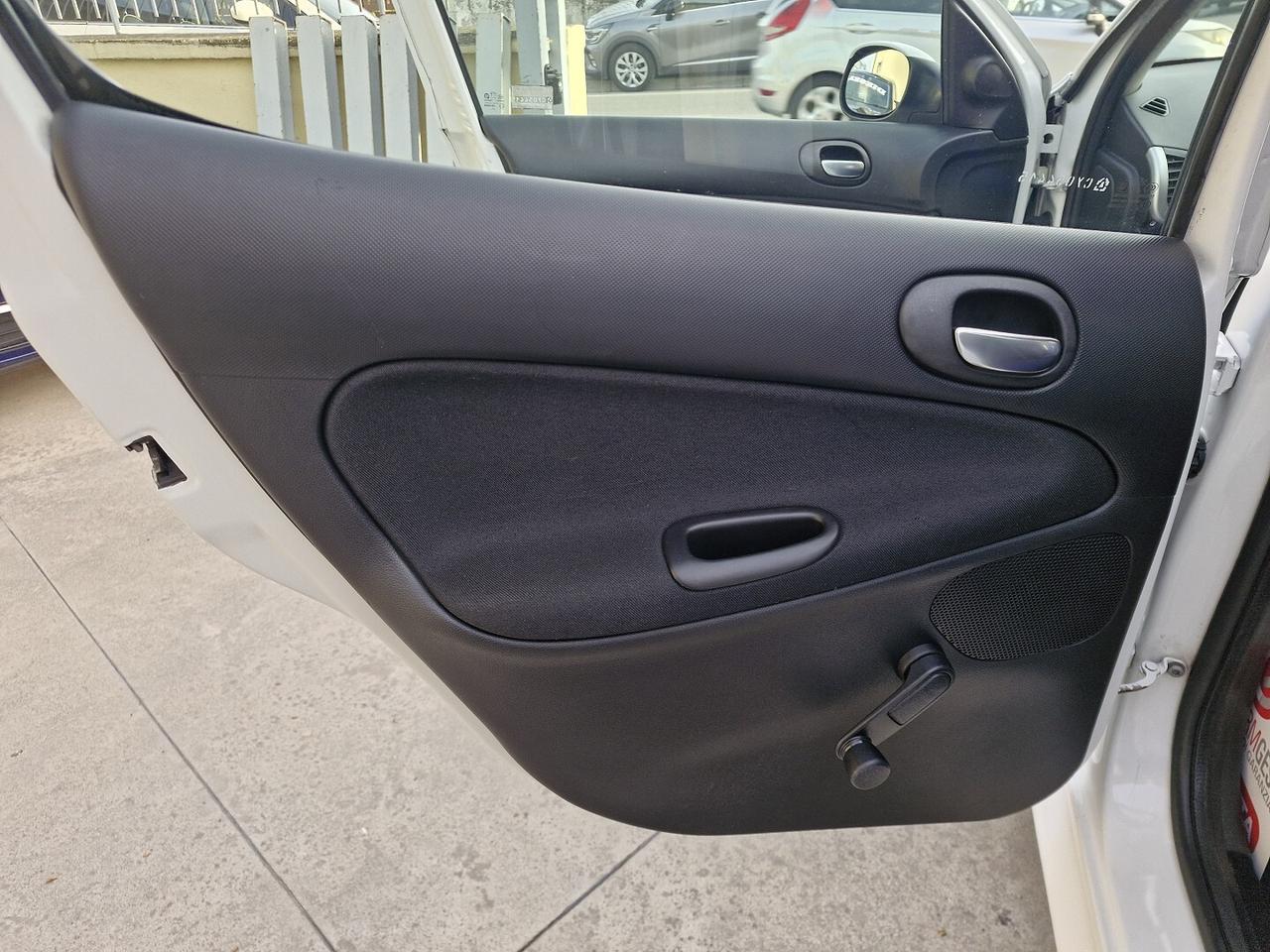 PEUGEOT 206 1.1 ECO GPL 60CV 10/2012 80000 KM