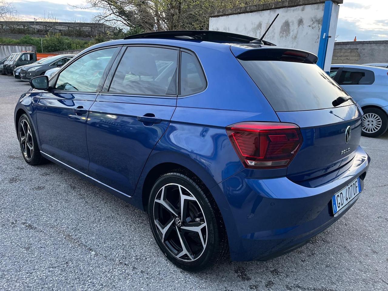 Volkswagen Polo 5P-1.0 tsi/dsg7-highline-t.apr-2021