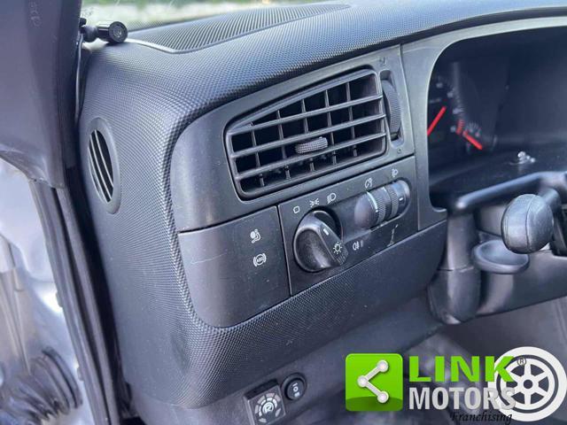 VOLKSWAGEN Golf Cabriolet 1.6 cat Highline