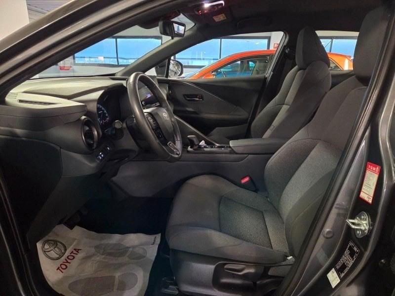 Toyota C-HR (2023-) 1.8 HV Active