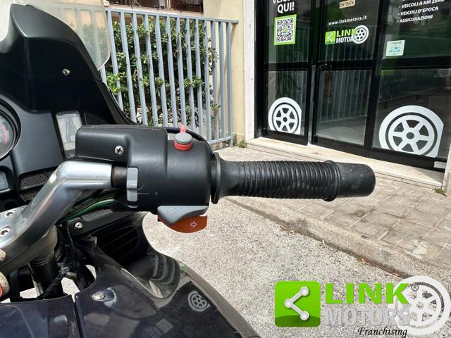 BMW R 850 RT .