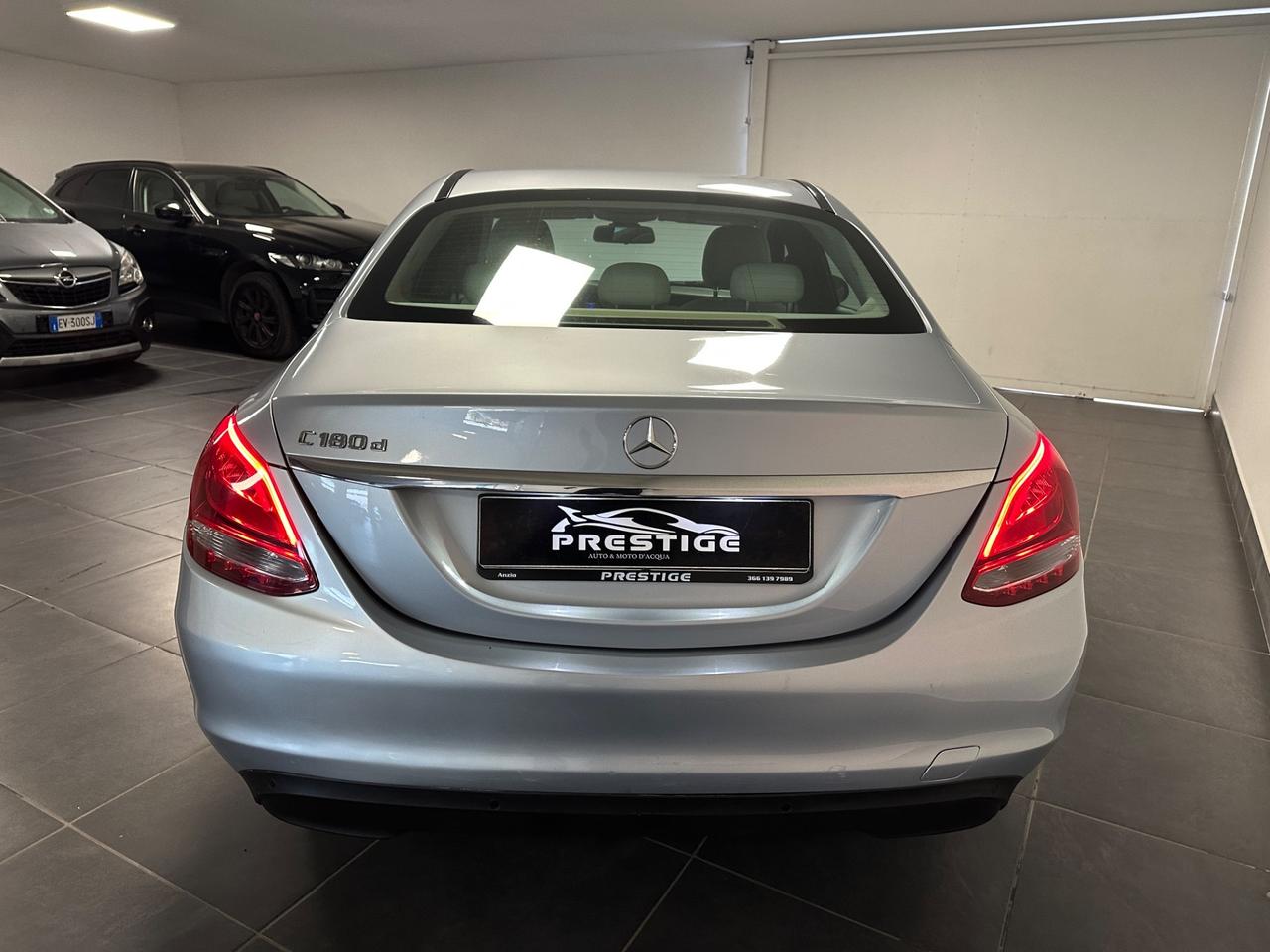 MERCEDES-BENZ C180D SPORT BERLINA 116CV AUTOMATICO