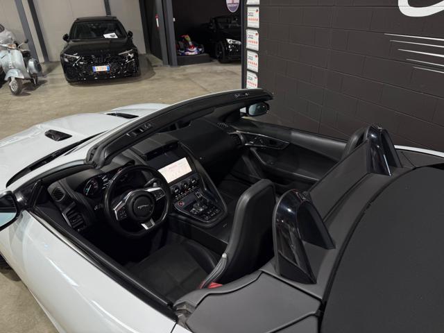 JAGUAR F-Type R-DYNAMIC SPYDER IVA ESPOSTA UFFICIALE ITALIANA