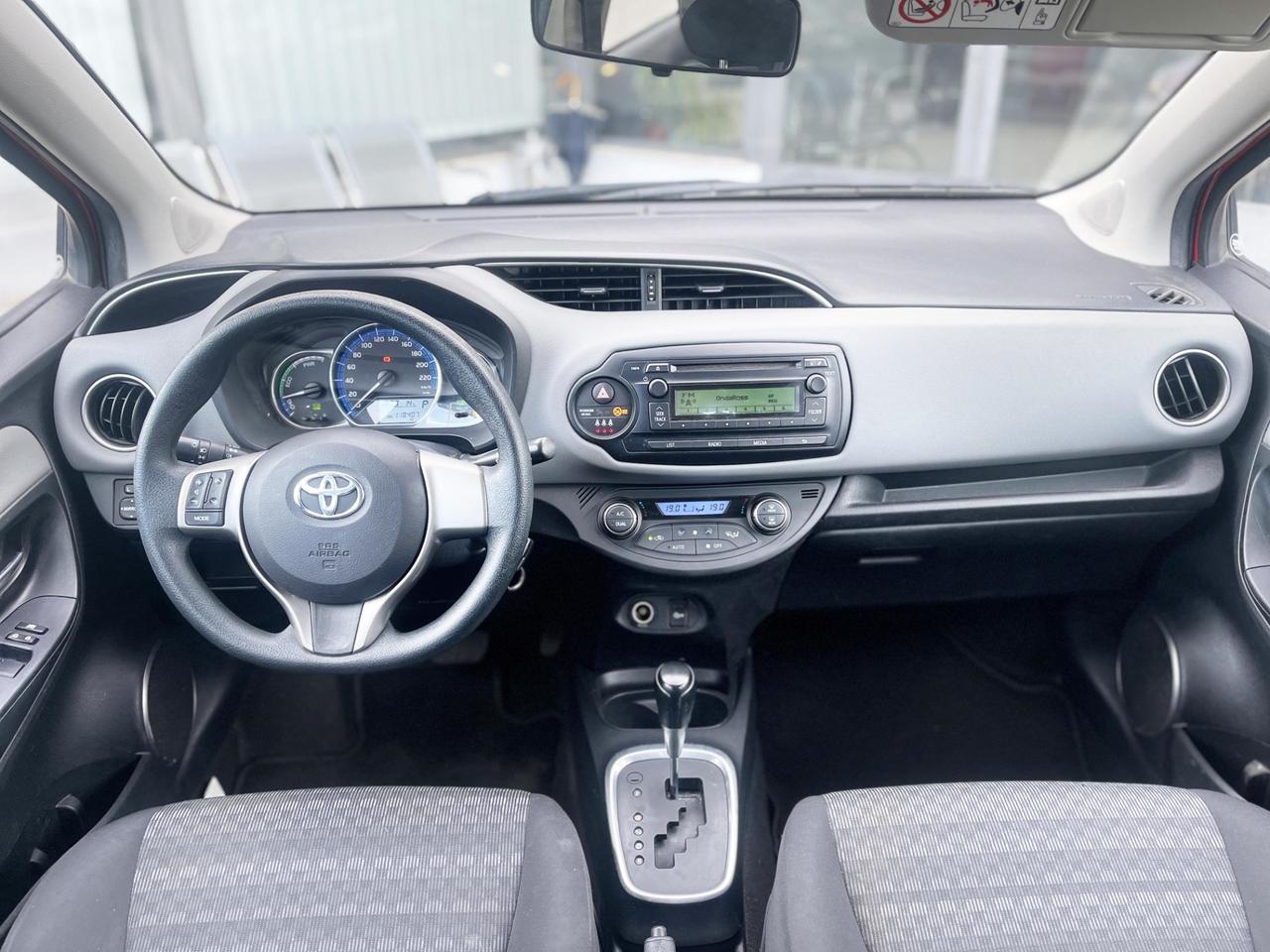 Toyota Yaris 1.5 Hybrid 75CV E6 Neo - 2015