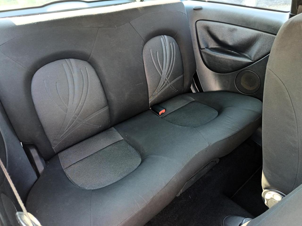 Lancia Ypsilon 1.2 UNYCA