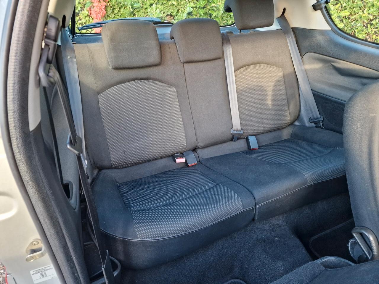 Peugeot 206 1.4 3p 96000km