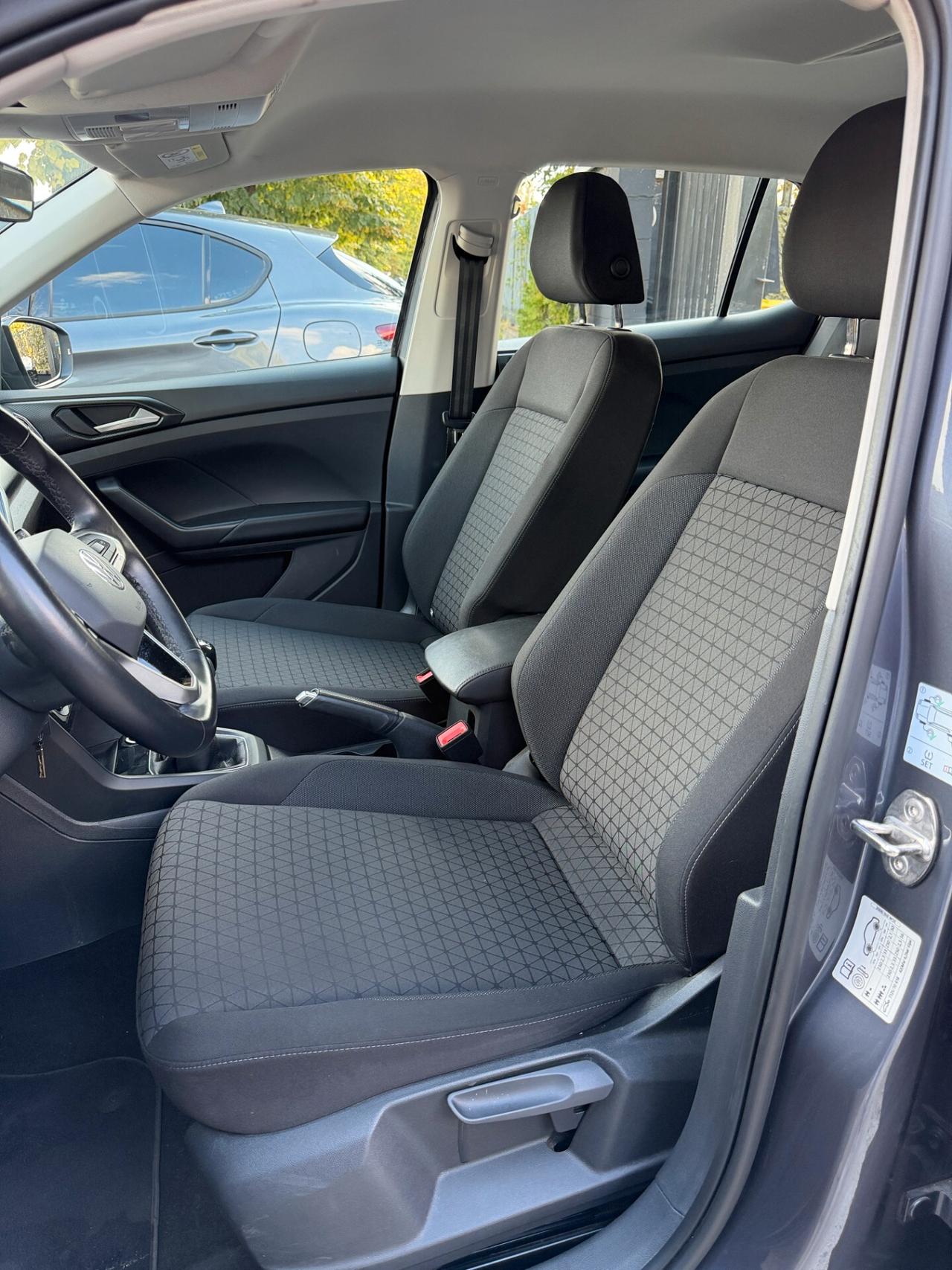 Volkswagen T-Cross 1.0 TSI Sport