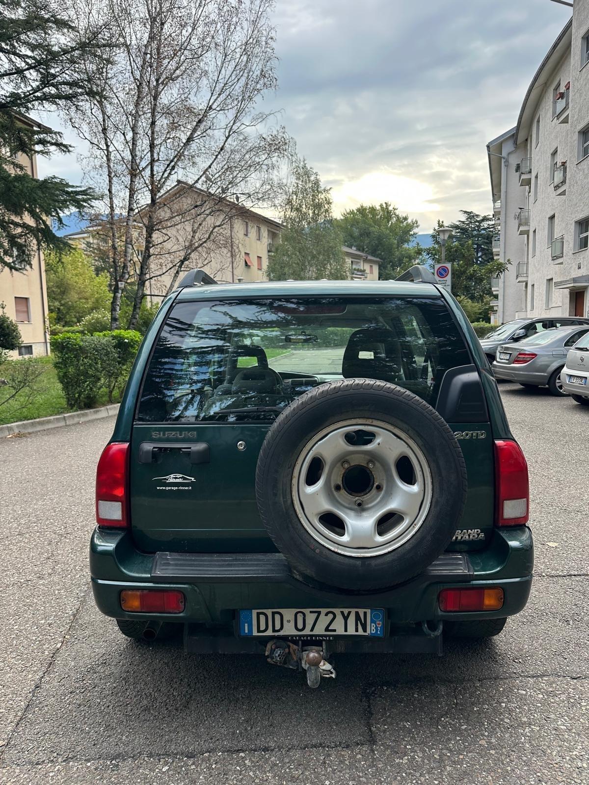 Suzuki Vitara 2.0 HDI 5 porte JLX NEOPATENTATI