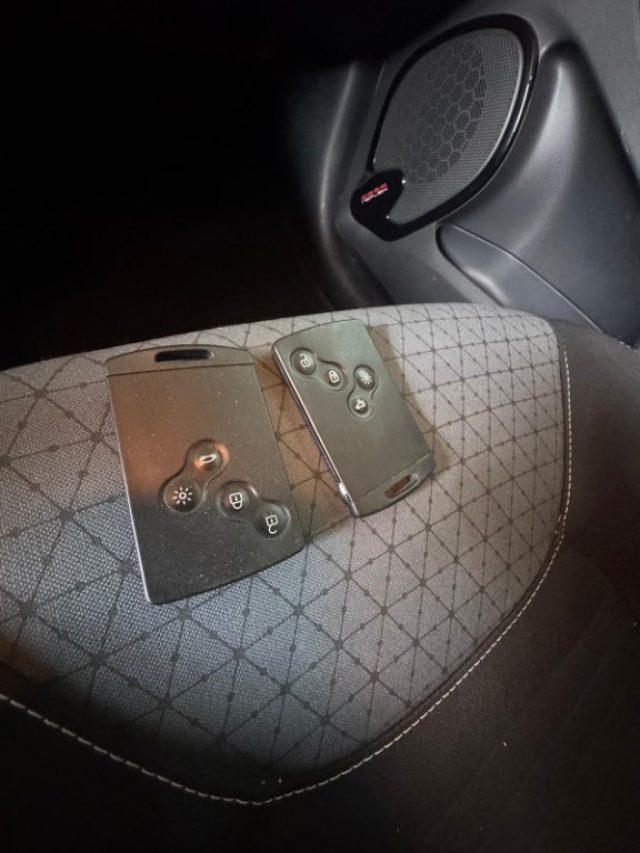 RENAULT Clio 1.5 dCi 8V GANCIO TRAINO