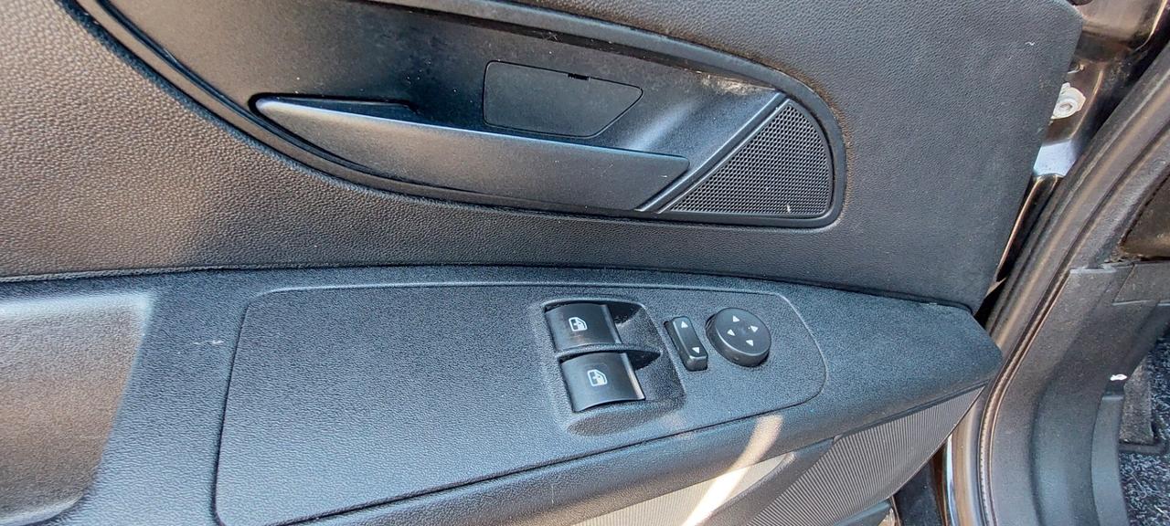 PUNTO 1,3 MTJ DIESEL 75 CV MODELLO SPORT X NEOPATENTATI DISTRIBUZIONE FATTA IMPECCABILE