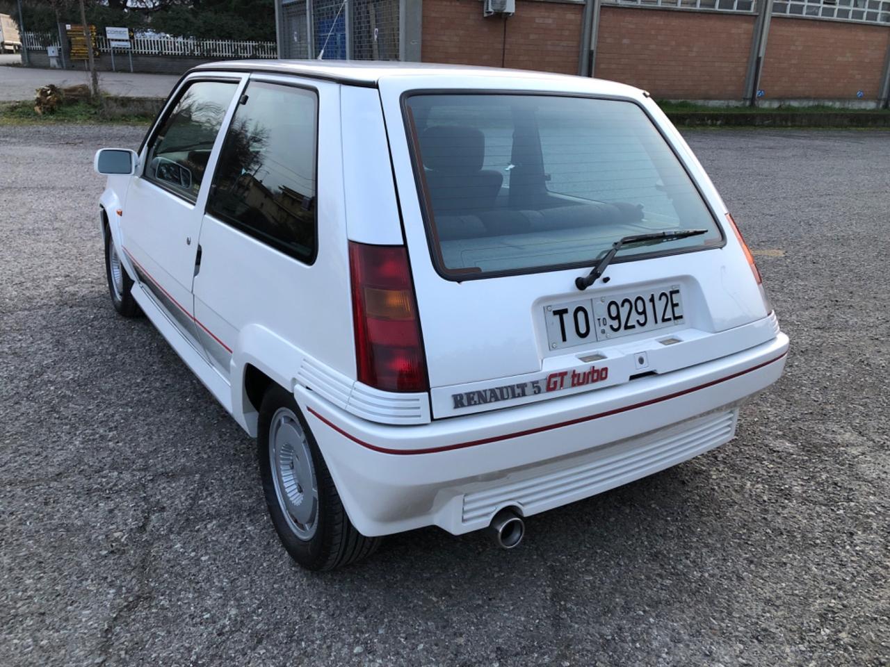 Renault Super 5 GT TURBO