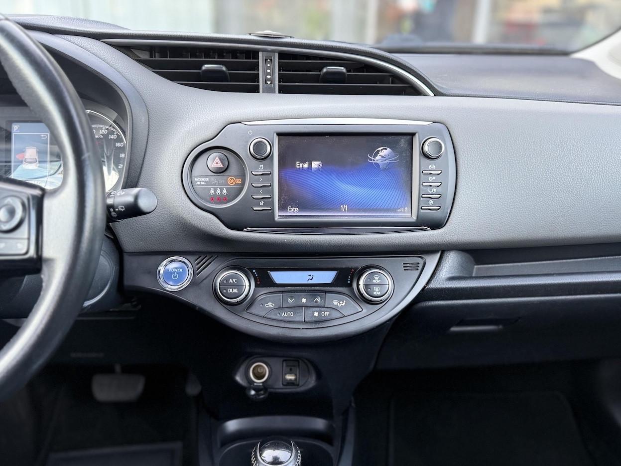 Toyota Yaris 1.5 Hybrid 73CV E6 Neo. Automatica - 2018