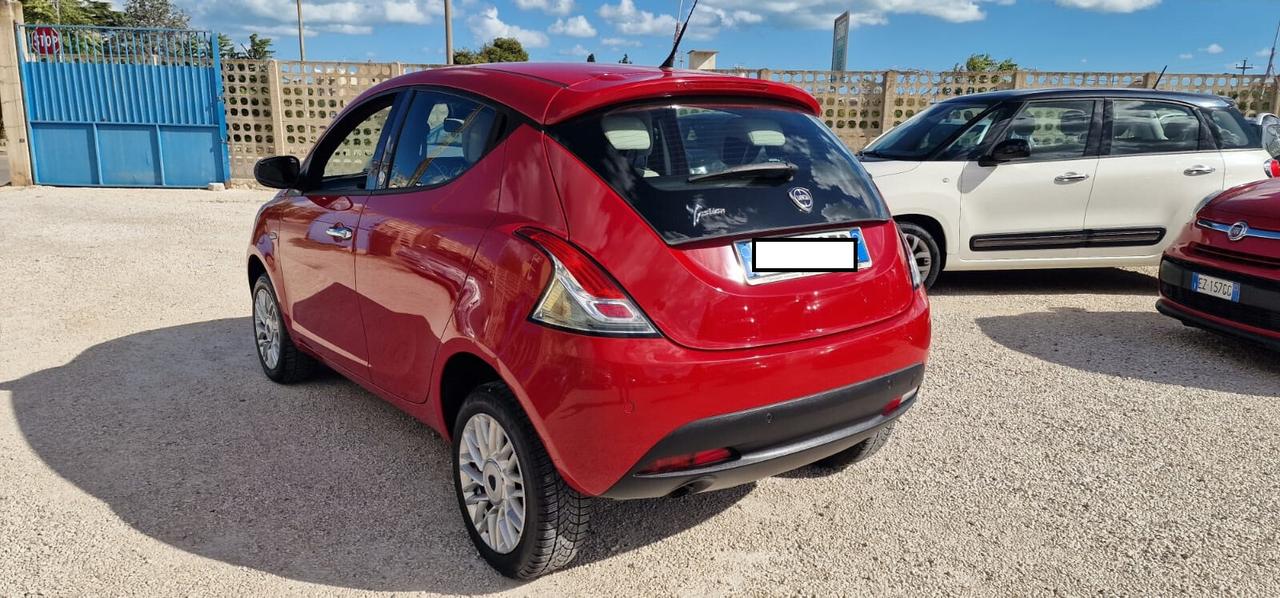 Lancia Ypsilon 0.9 TwinAir 85 CV Metano Ecochic Elefantino