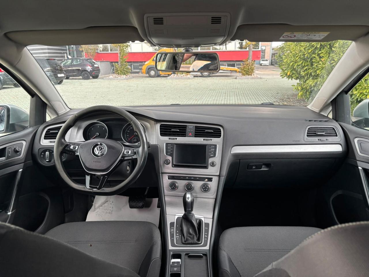 Volkswagen Golf 1.6 TDI DSG-C.AUTOMATICO-2015