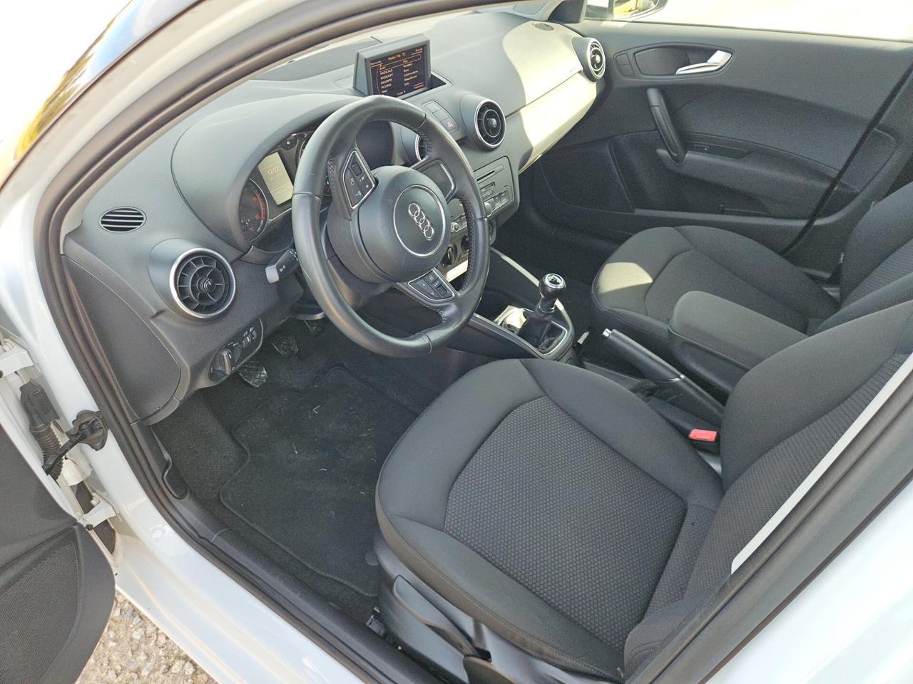Audi A1 SPB 1.6 TDI Ambition Manuale