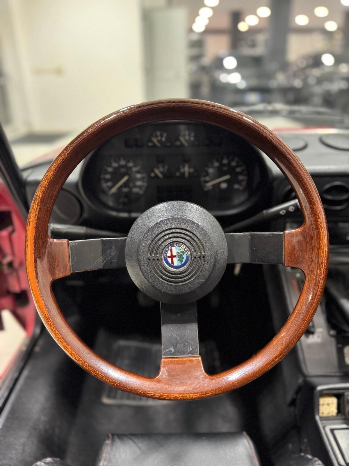 Alfa Romeo Spider 1.6