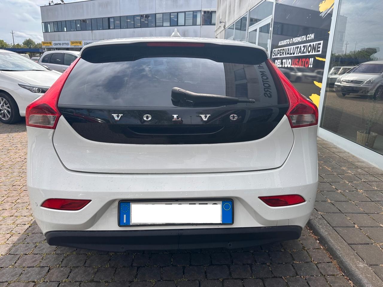 Volvo V40 D2 1.6 Powershift Business Edition