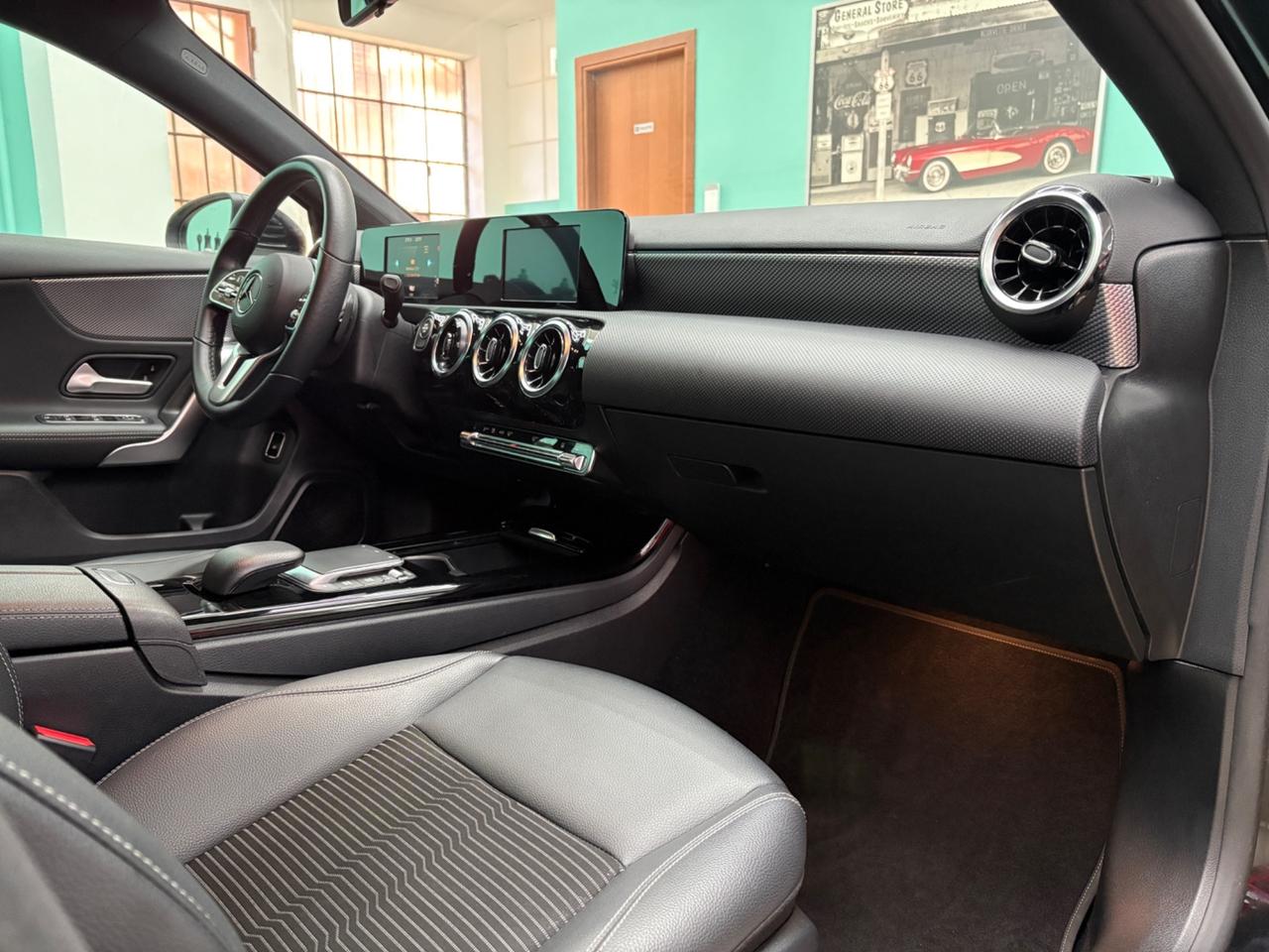 Mercedes-benz A 250 e EQ Business Extra UNICO PROPRIETARIO