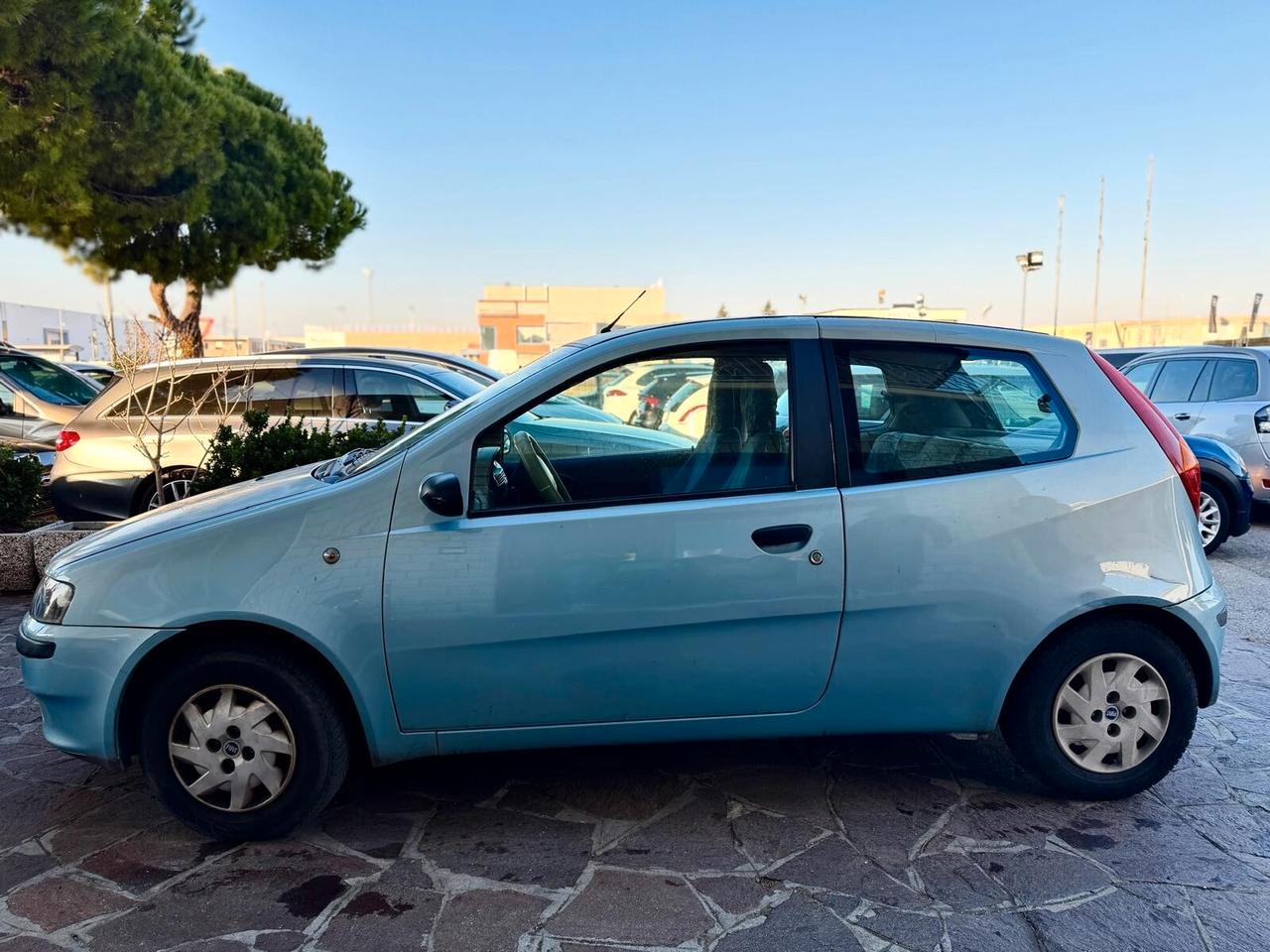 Fiat Punto 1.2i cat 3 porte EL