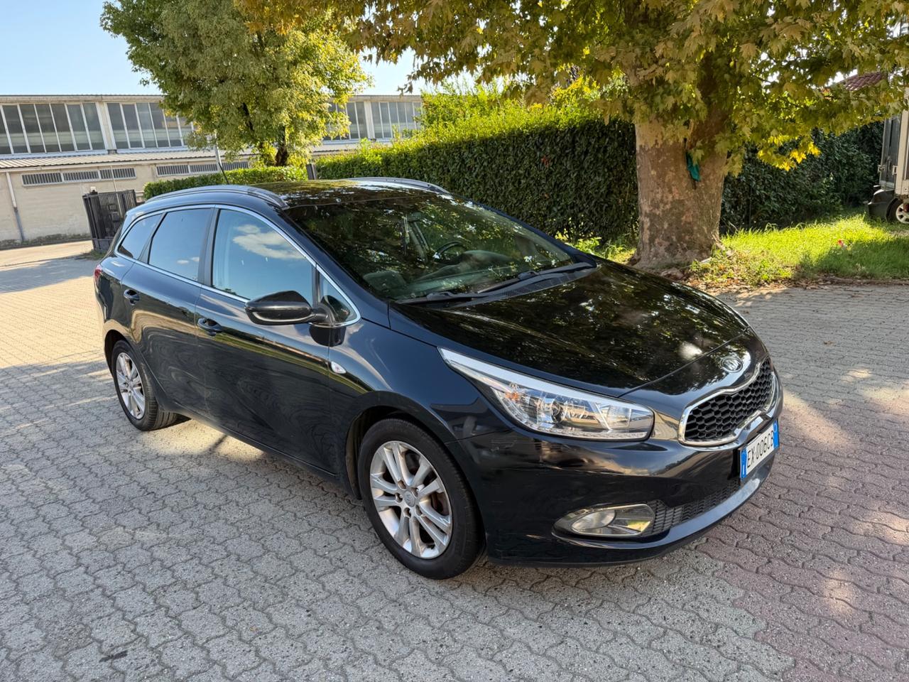 Kia Ceed cee'd 1.6 diesel 110CV 2014