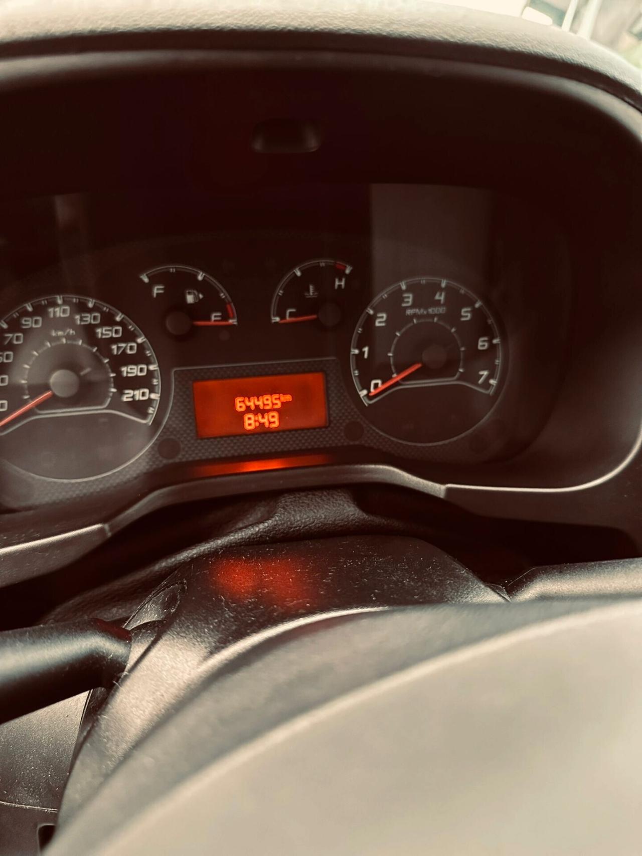 Fiat Qubo 1.4 8V 77 CV Lounge Natural Power