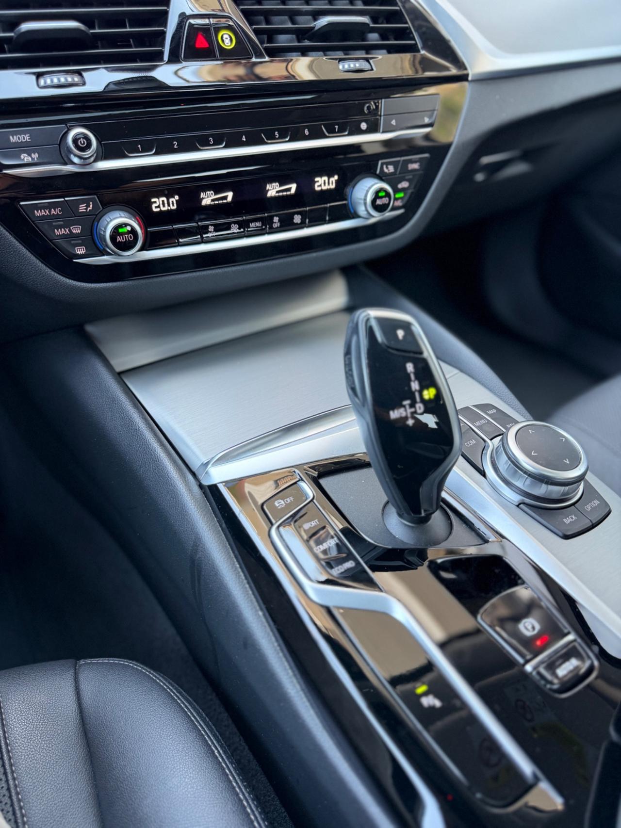 Bmw 520d berlina 190CV TETTO/VIRTUAL