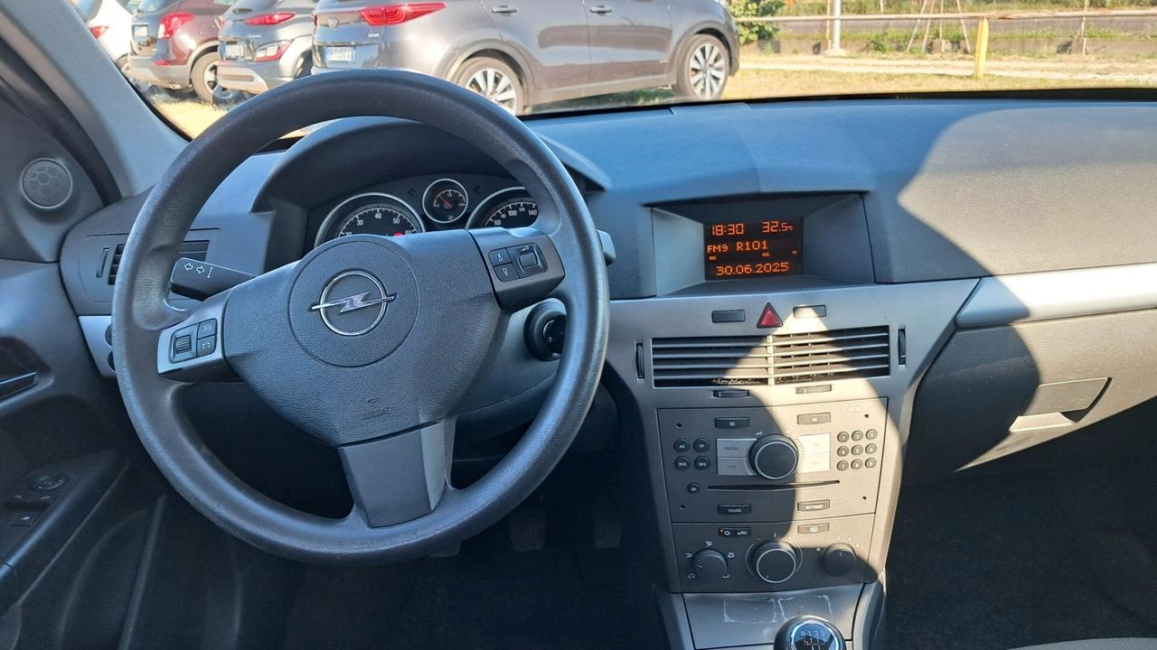 Opel Astra 1.6 16V Twinport Station Wagon Enjoy