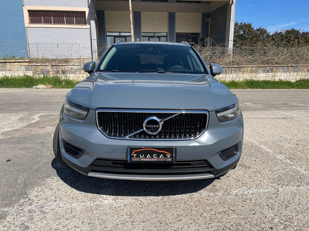Volvo XC40 T3 Momentum Pro #10192